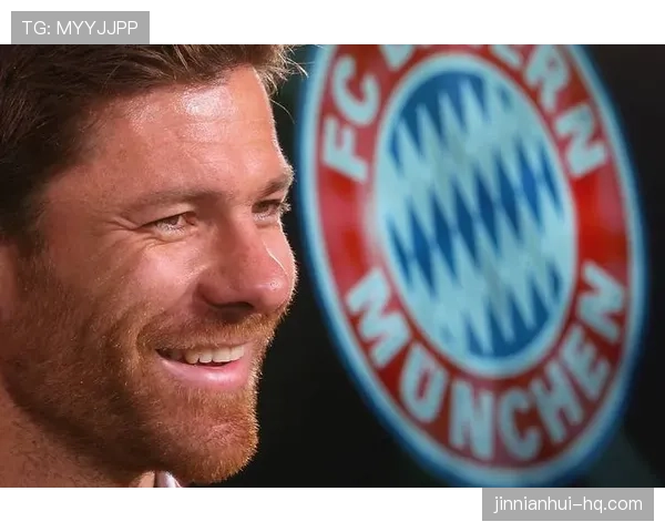 居莱尔更适合边锋还是中场？战术角色适配性深度解析